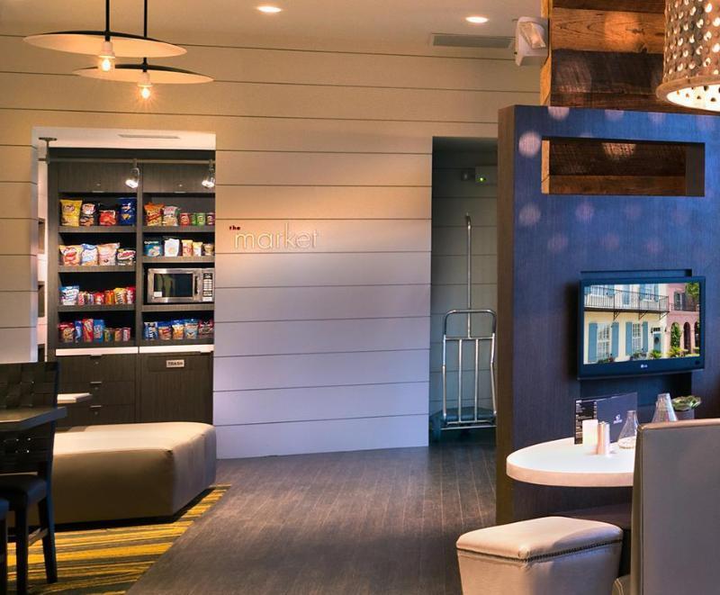Courtyard By Marriott Charleston Съмървил Екстериор снимка
