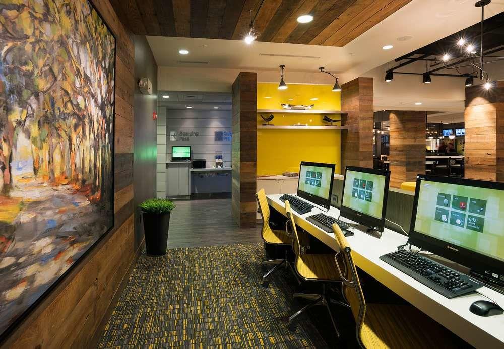Courtyard By Marriott Charleston Съмървил Екстериор снимка