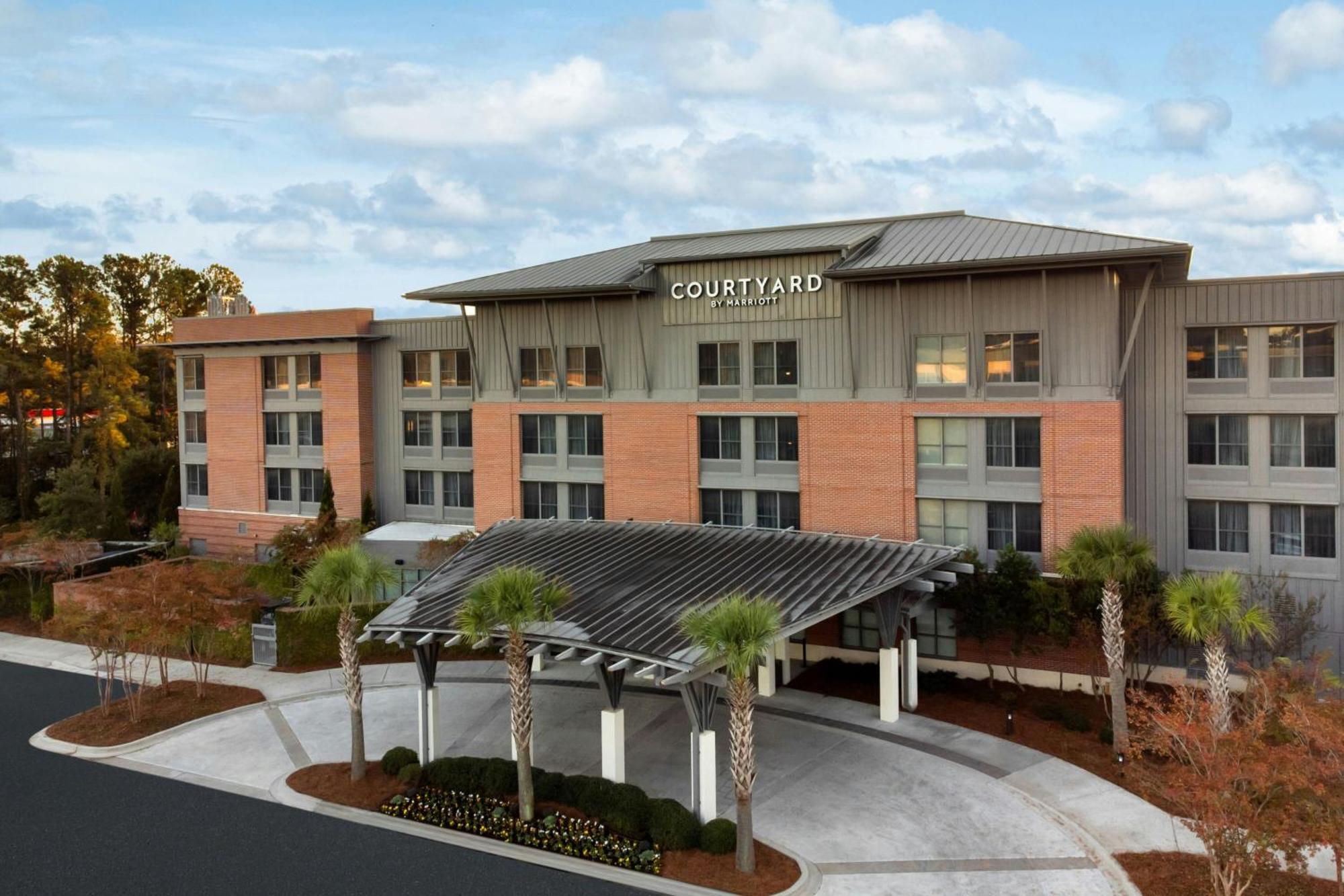 Courtyard By Marriott Charleston Съмървил Екстериор снимка